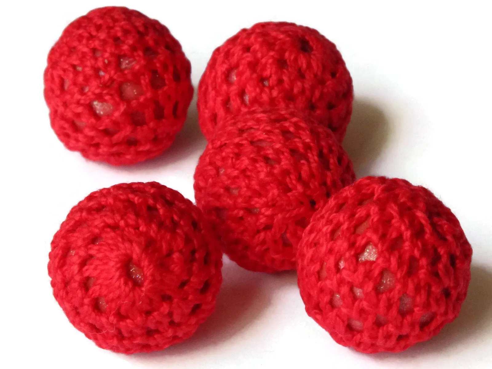 5 21mm Red Wool Crochet Ball Beads Round Plastic Beads