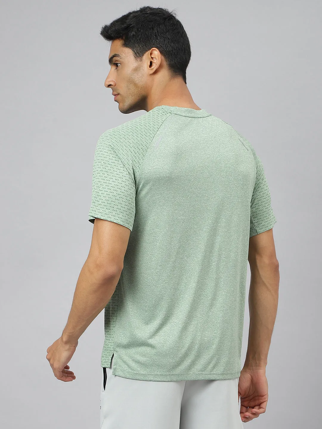 Alcis Men Frost Green Anti-Static Slim-Fit Round Neck Distance Running T-Shirt