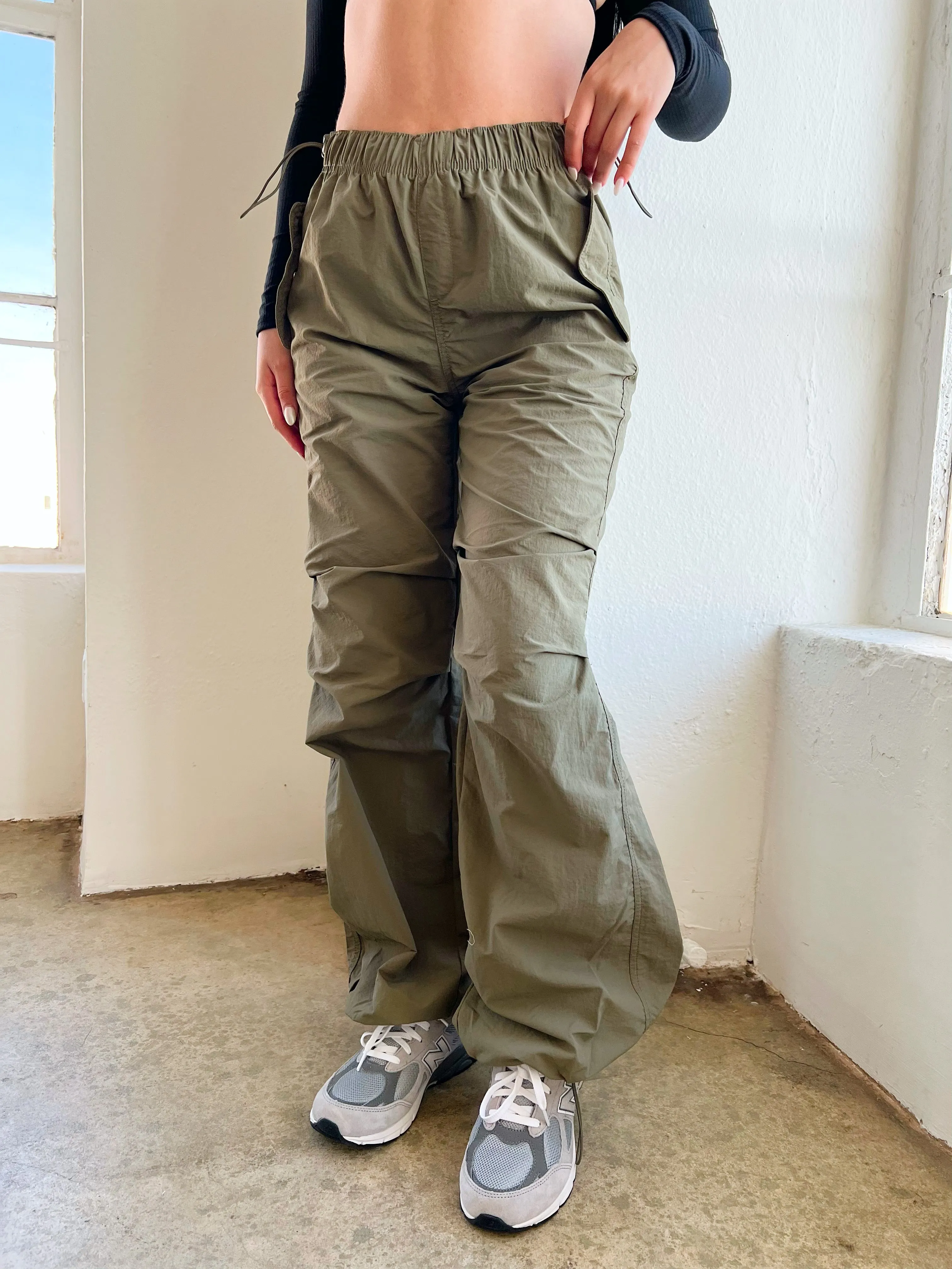 Alexa Cargo Pants (Olive)