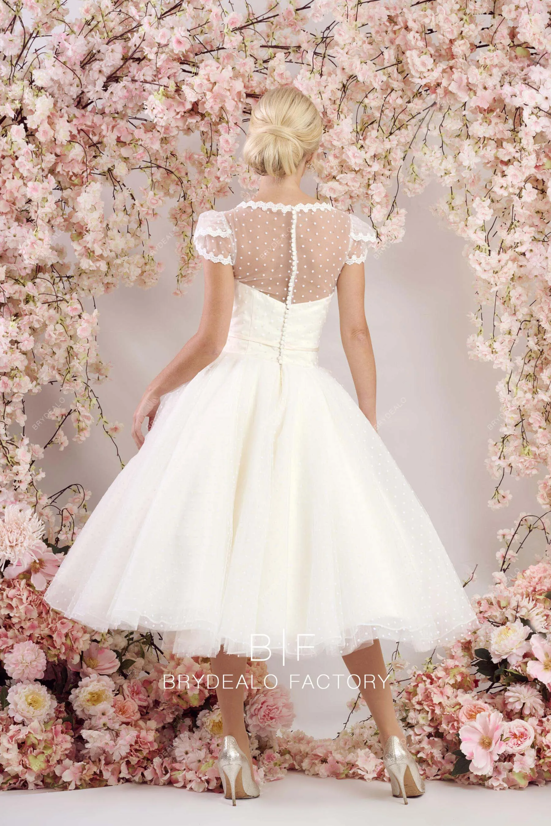 Cap Sleeves Vintage Dot Tulle Tea Length Puffy A-Line Bridal Dress