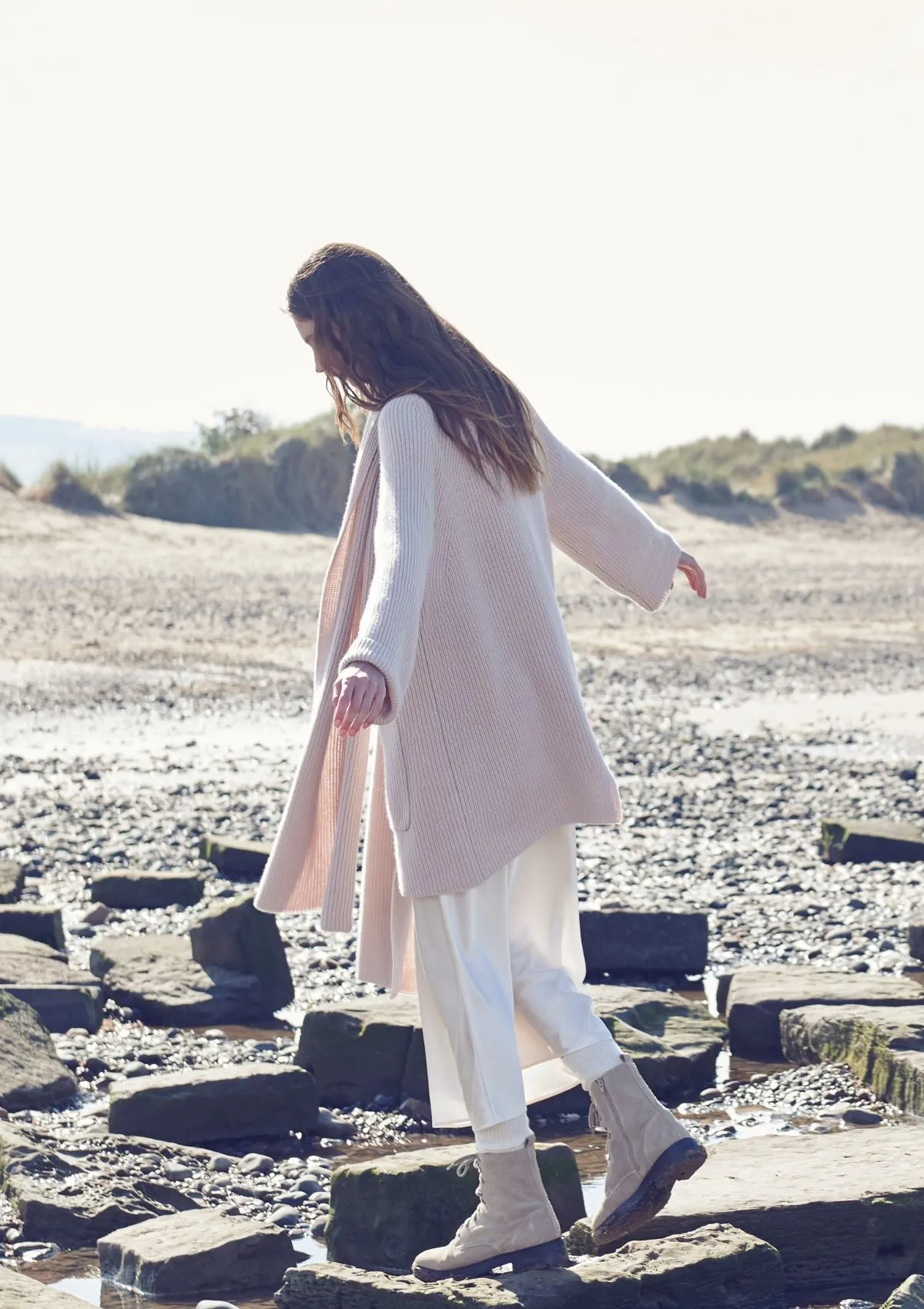 Ribbed Cashmere Coat with Detachable Scarf in Ballet Pink