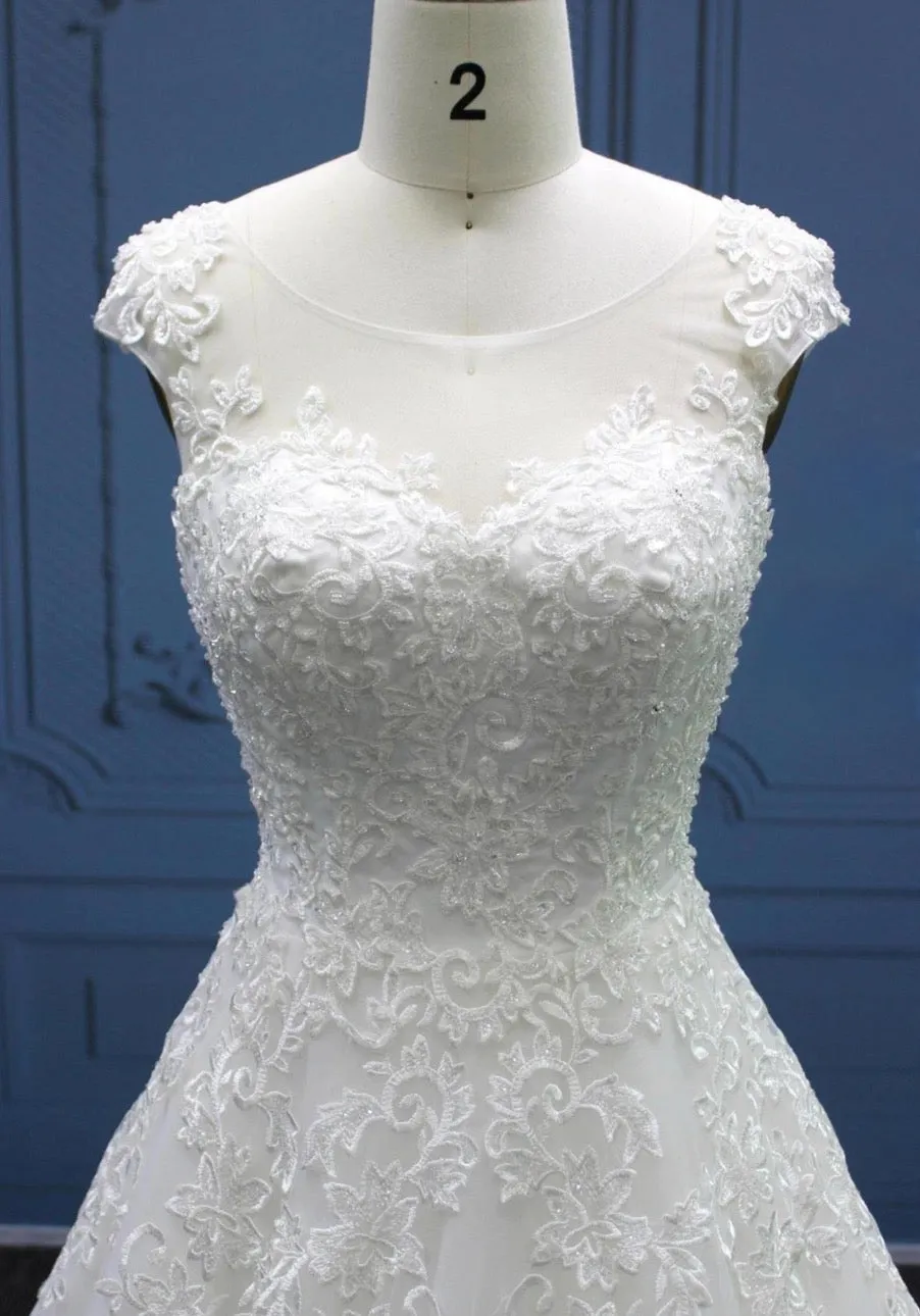 Scoop Neck A Line Tulle Lace Wedding Bridal Gown