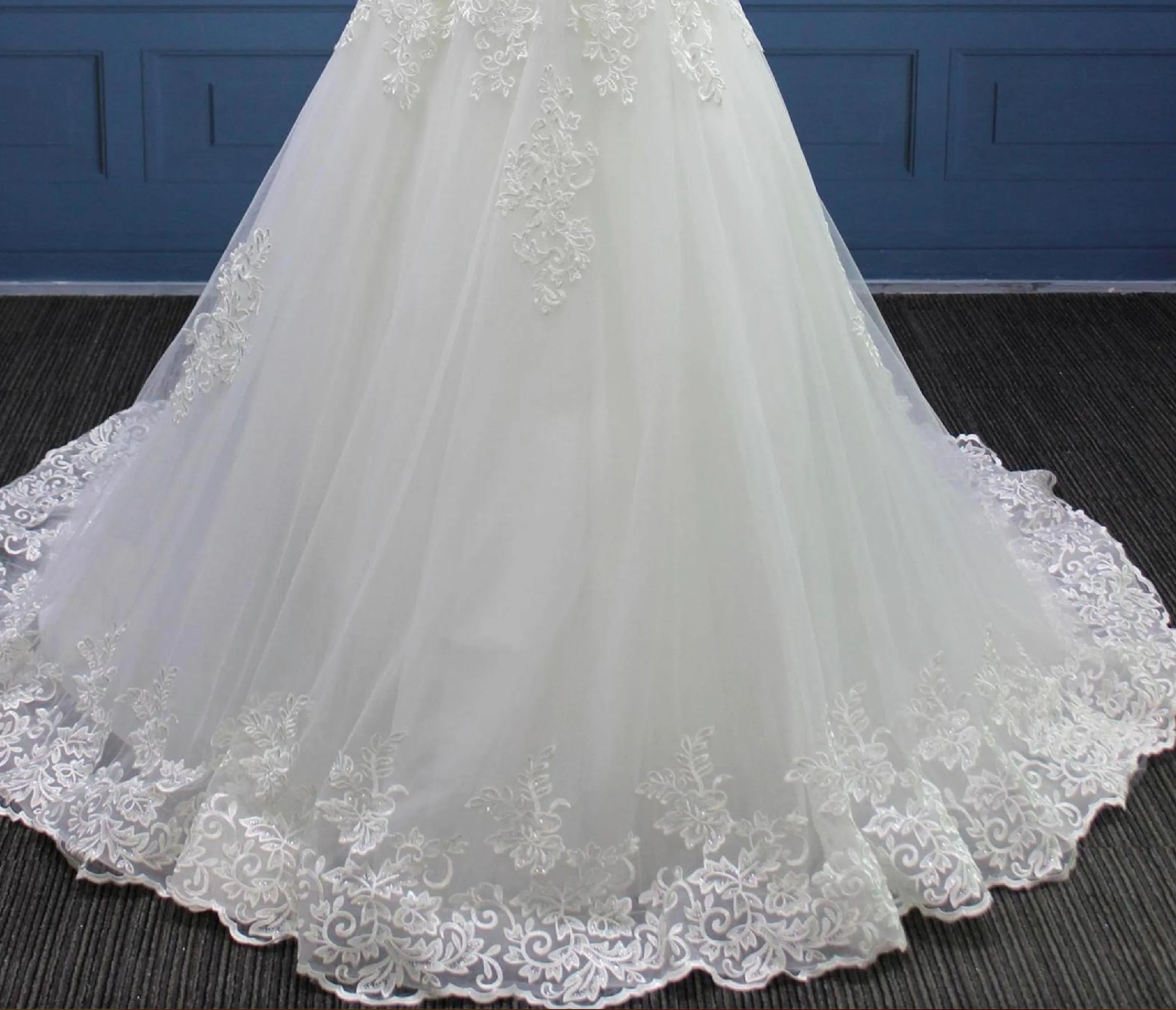 Scoop Neck A Line Tulle Lace Wedding Bridal Gown