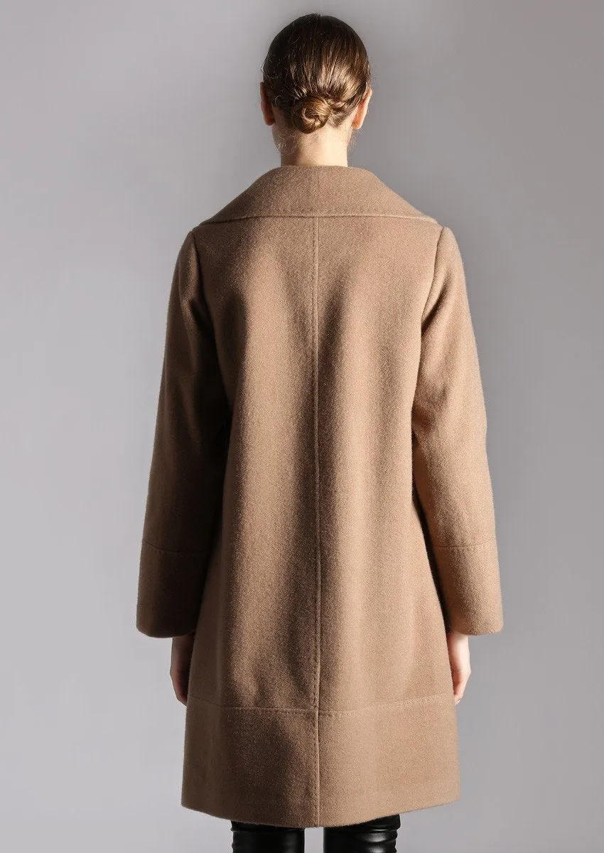 Single-breasted cashmere coat