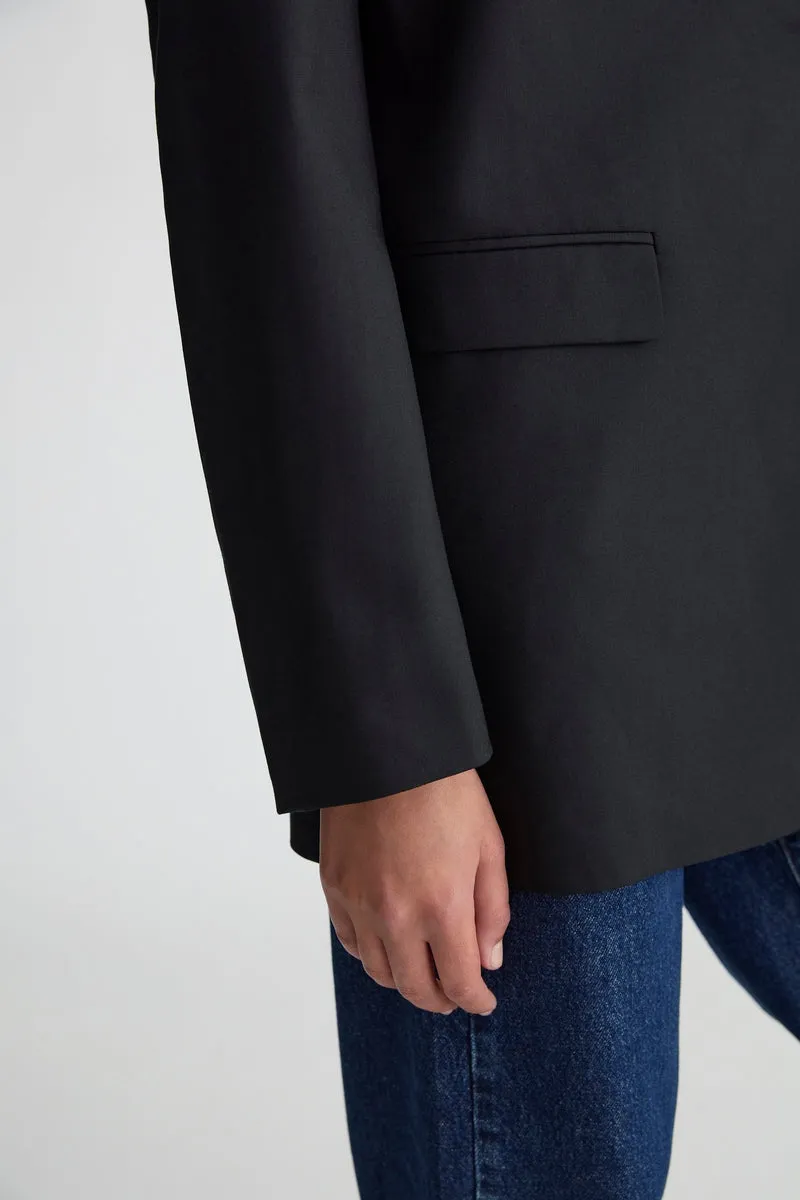 THE MODERN BLAZER - BLACK