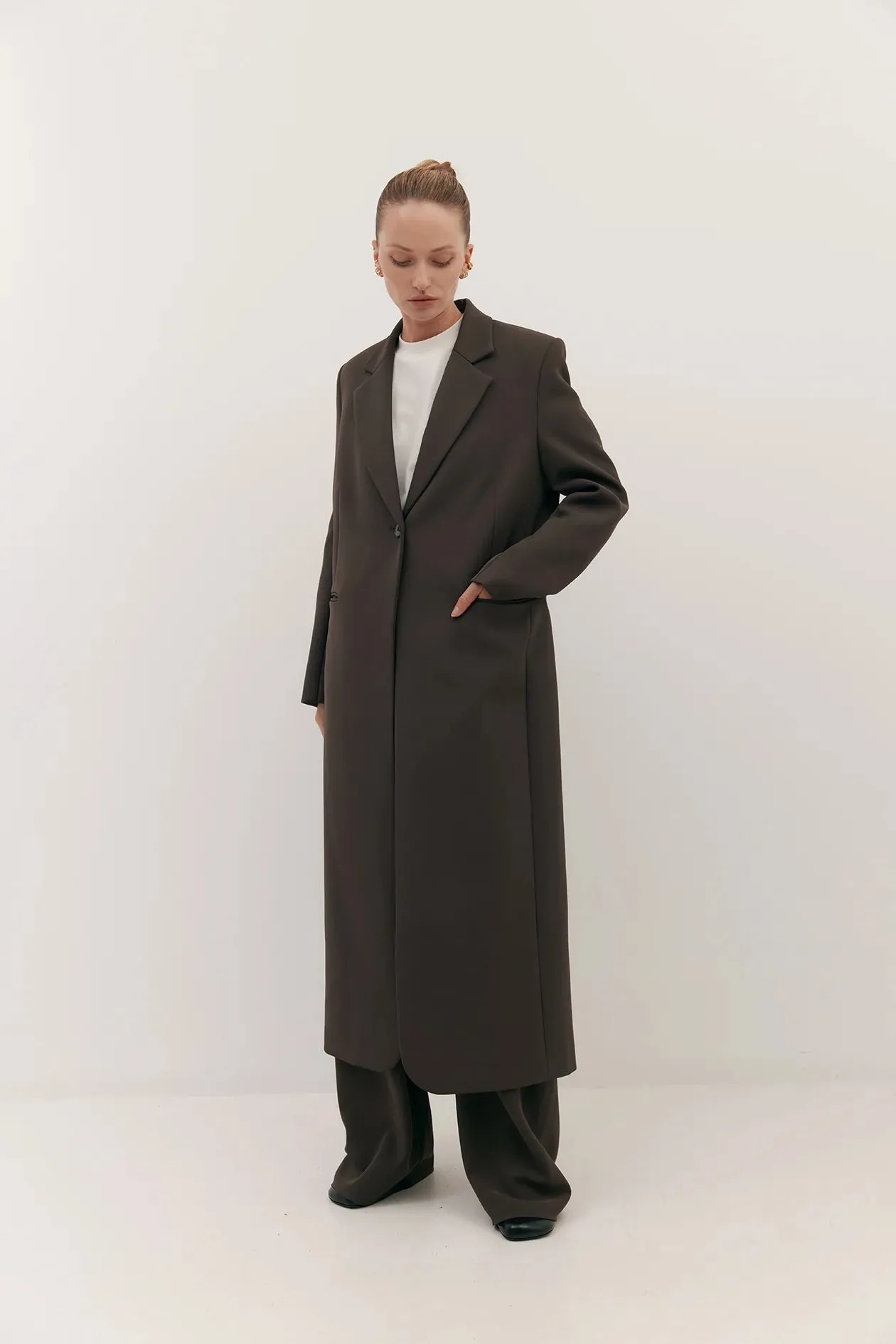 TUXEDO COAT: UMBER