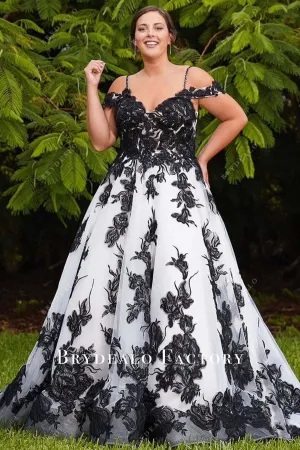 Two-Tone Cold Shoulder Black Lace Goth Wedding Dress