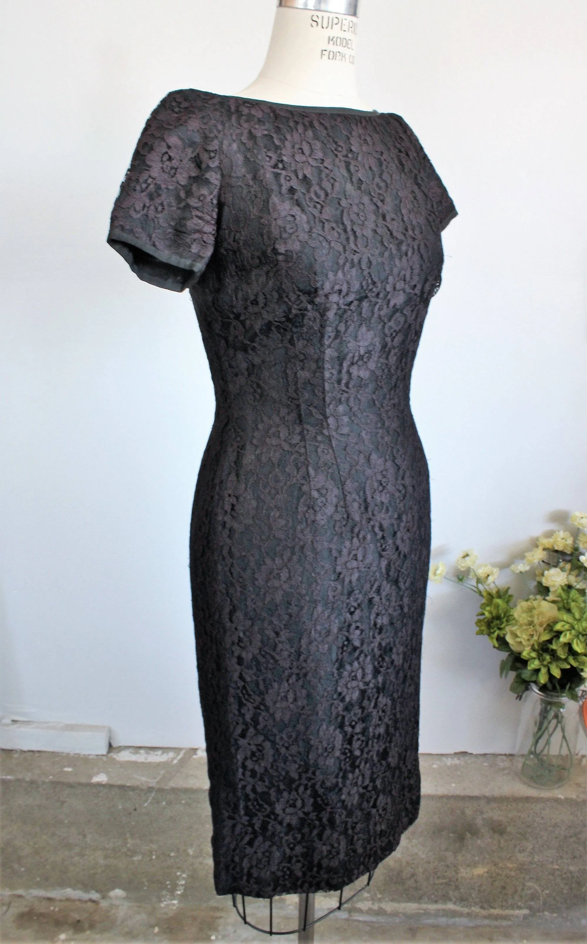 Vintage 1950s Black Lace Wiggle Dress With Cap Sleeve