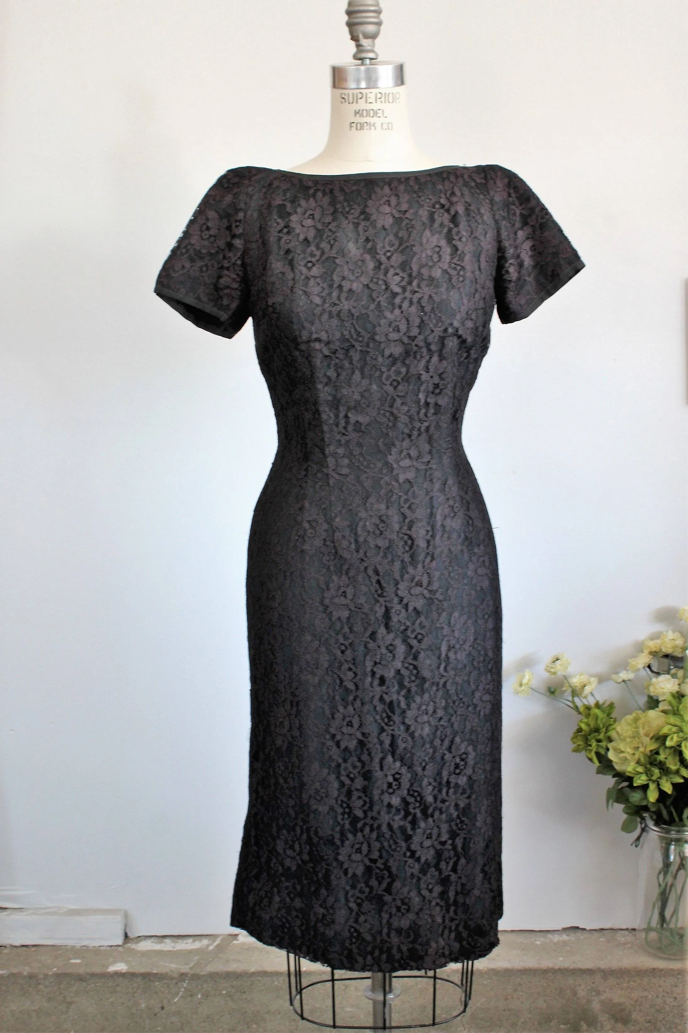 Vintage 1950s Black Lace Wiggle Dress With Cap Sleeve