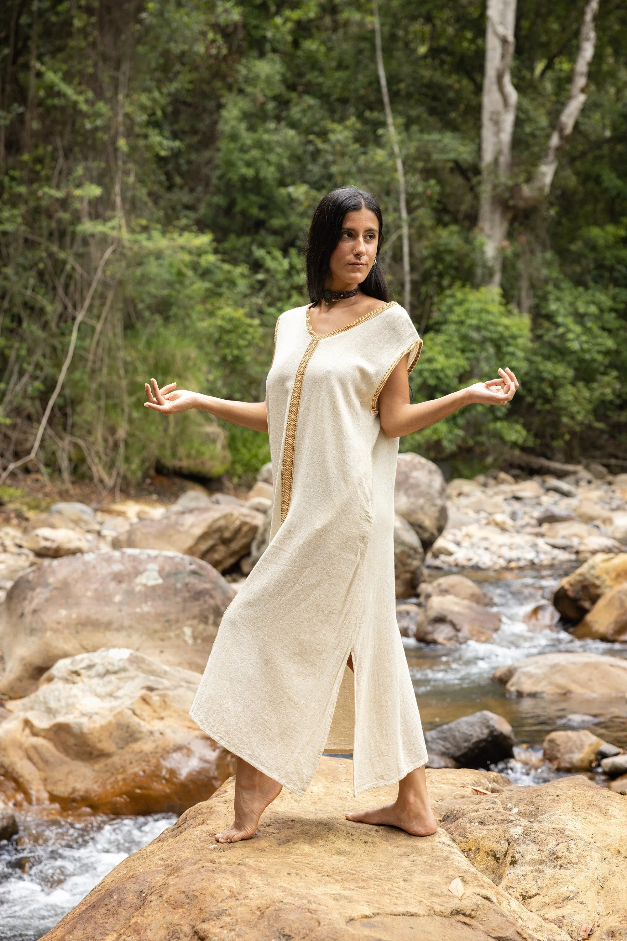 WAIATA Beige Dress Maxi Sleeveless Pockets Natural Cotton Boho Free-Flowing Relaxed Fit Spring Summer Kaftan Bohemian Breathable AJJAYA